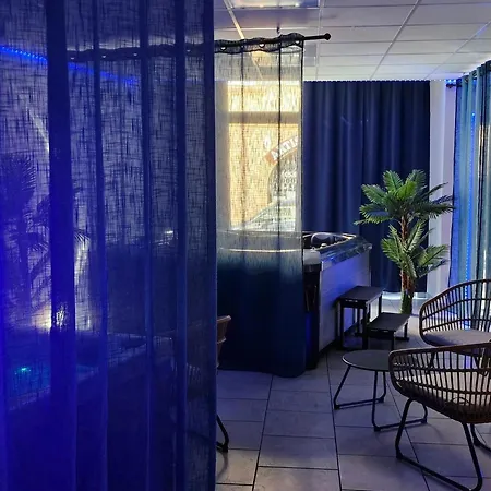 Blue Lagoon Spas * Montauban