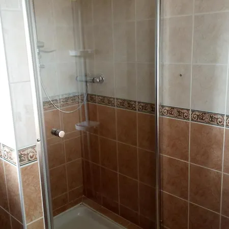 Blue Lagoon Spas * מונטובן